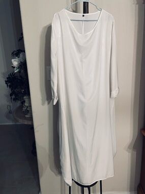 Belle De Jour White Oversize Maxi Dress Women’s size 3XL/1st Sunday dress